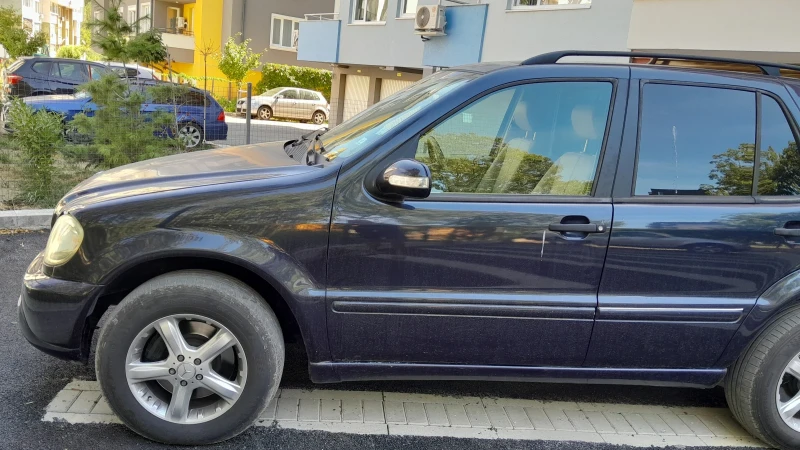 Mercedes-Benz ML Ml 2.7cdi ръчка , снимка 2 - Автомобили и джипове - 53139120