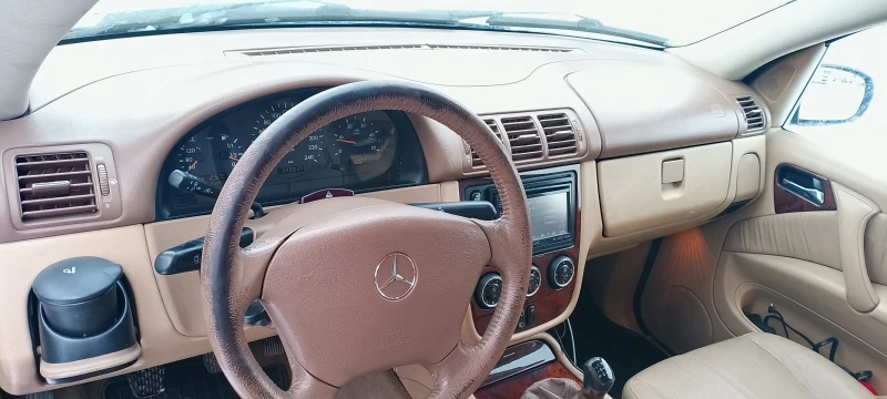 Mercedes-Benz ML 270 Ml 2.7cdi ръчка , снимка 6 - Автомобили и джипове - 53139120