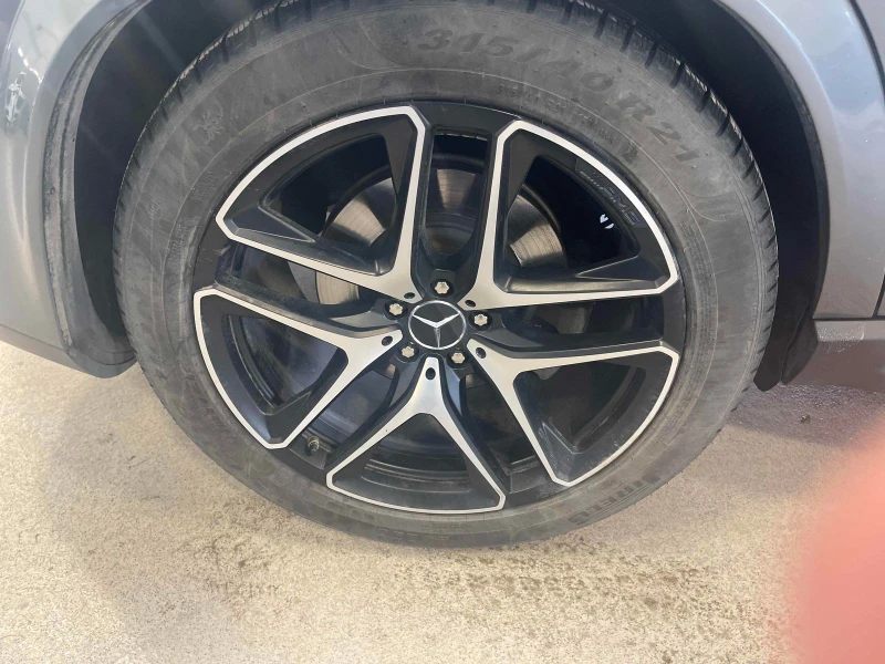 Mercedes-Benz GLE 53 4MATIC  С РЕГИСТРАЦИЯ & АВТО КРЕДИТ , снимка 10 - Автомобили и джипове - 53594637