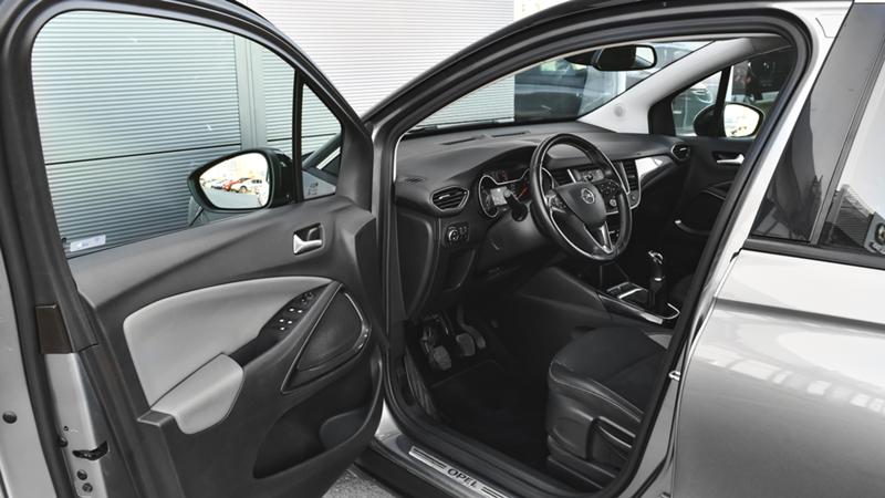 Opel Crossland X 1.2 Innovation, снимка 8 - Автомобили и джипове - 36377013