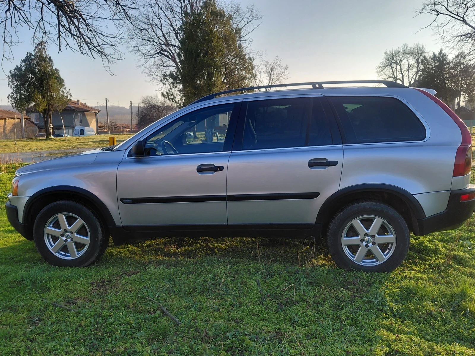 Volvo Xc90 2.4 D5/РЪЧНИ СКОРОСТИ/НОВ ВНОС - изображение 8