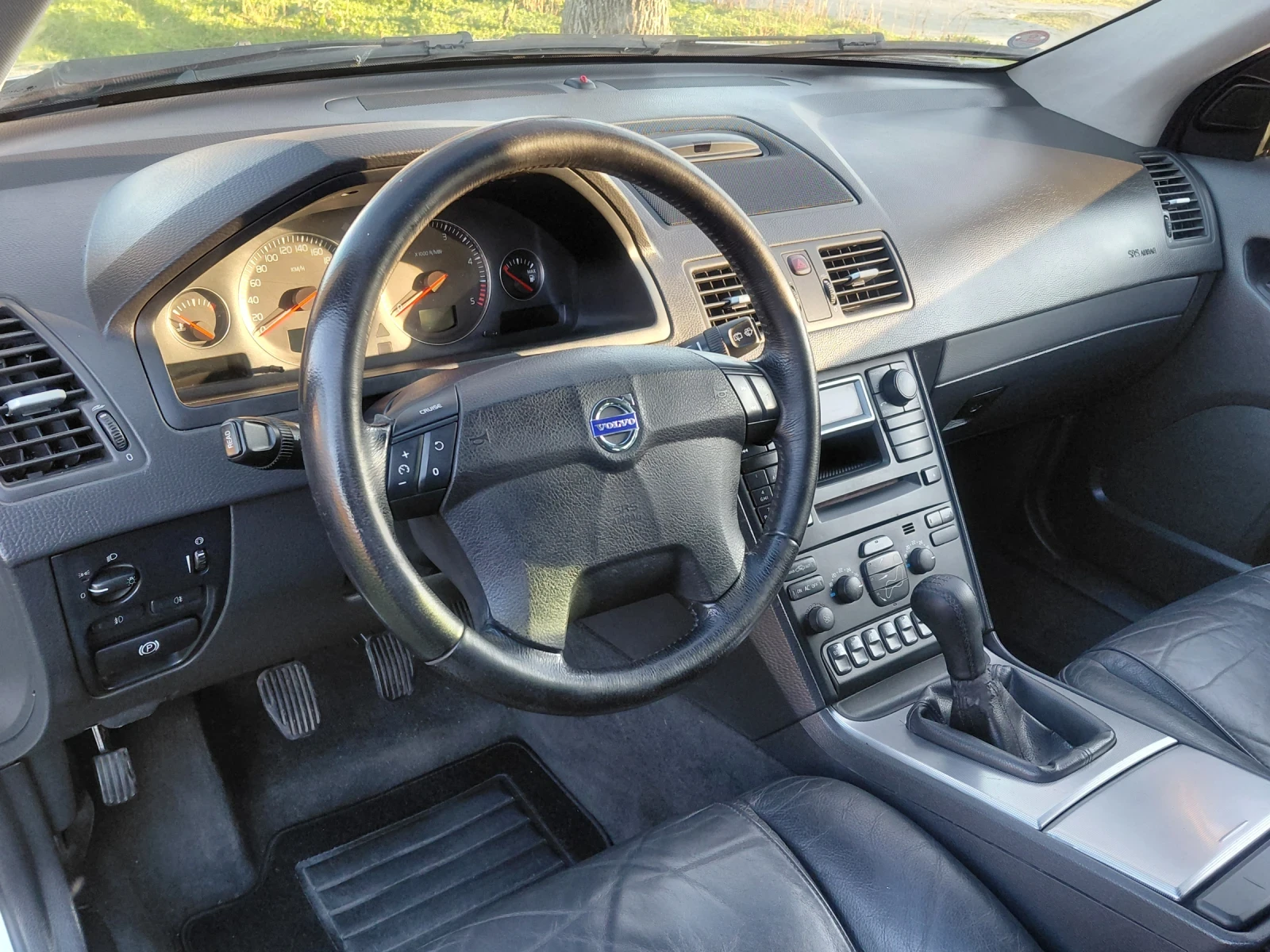 Volvo Xc90 2.4 D5/РЪЧНИ СКОРОСТИ/НОВ ВНОС - изображение 10