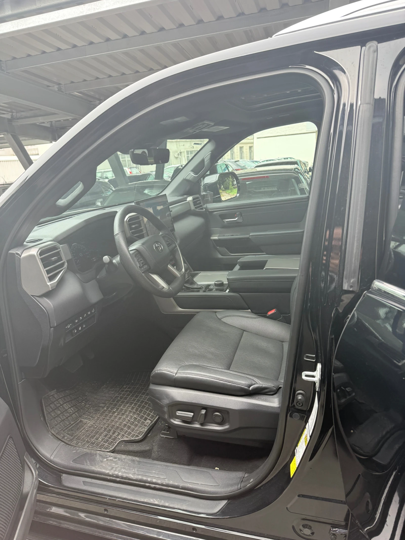 Toyota Sequoia, снимка 7 - Автомобили и джипове - 54787800