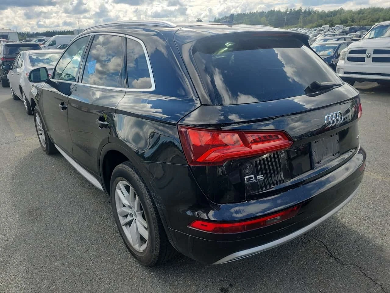 Audi Q5 * KOMFORT * CARFAX * ОПЦИЯ ЗА ФИНАНСИРАНЕ * , снимка 4 - Автомобили и джипове - 55785322