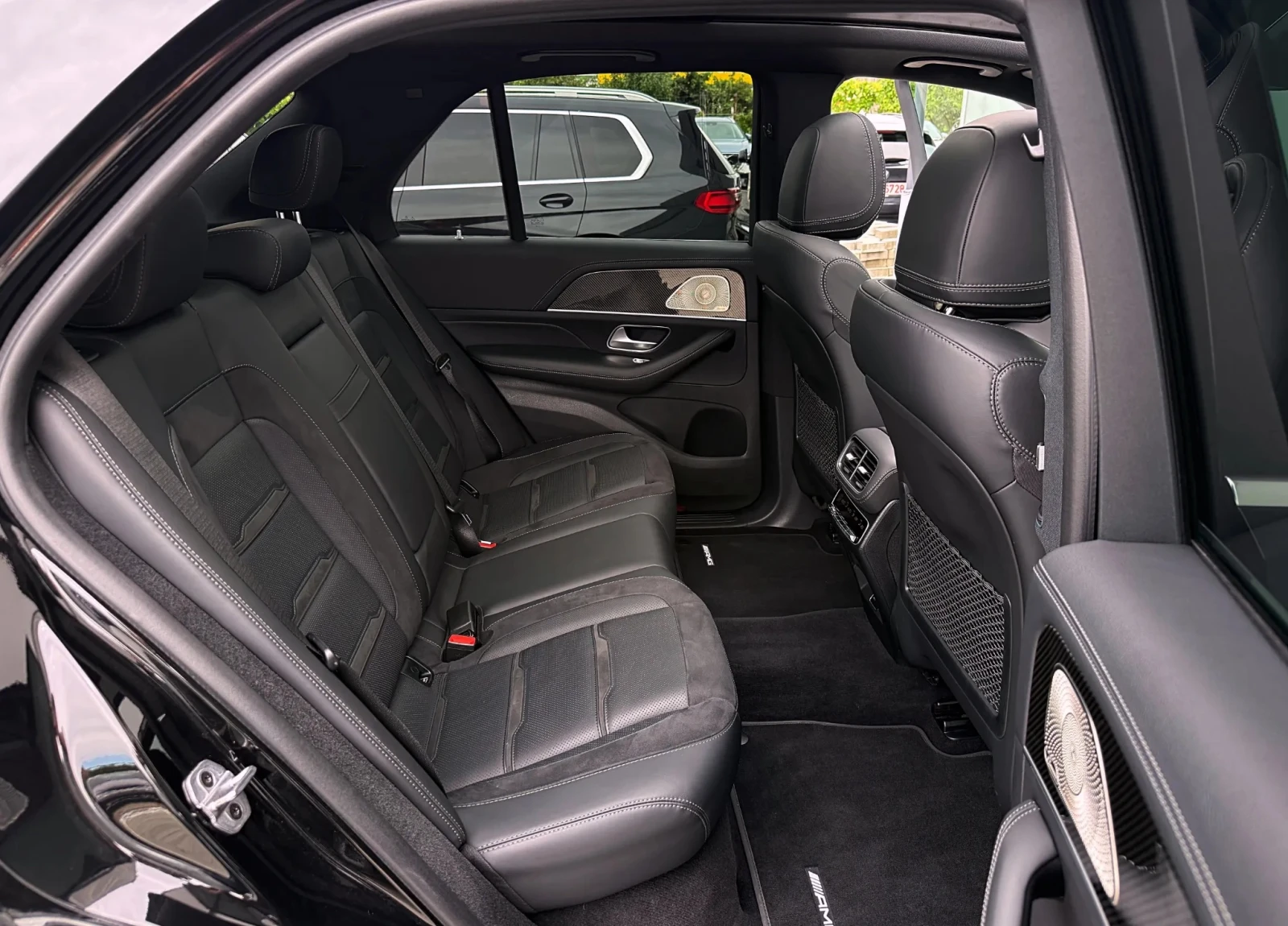 Mercedes-Benz GLE 53 4MATIC + AMG , снимка 8 - Автомобили и джипове - 56001849