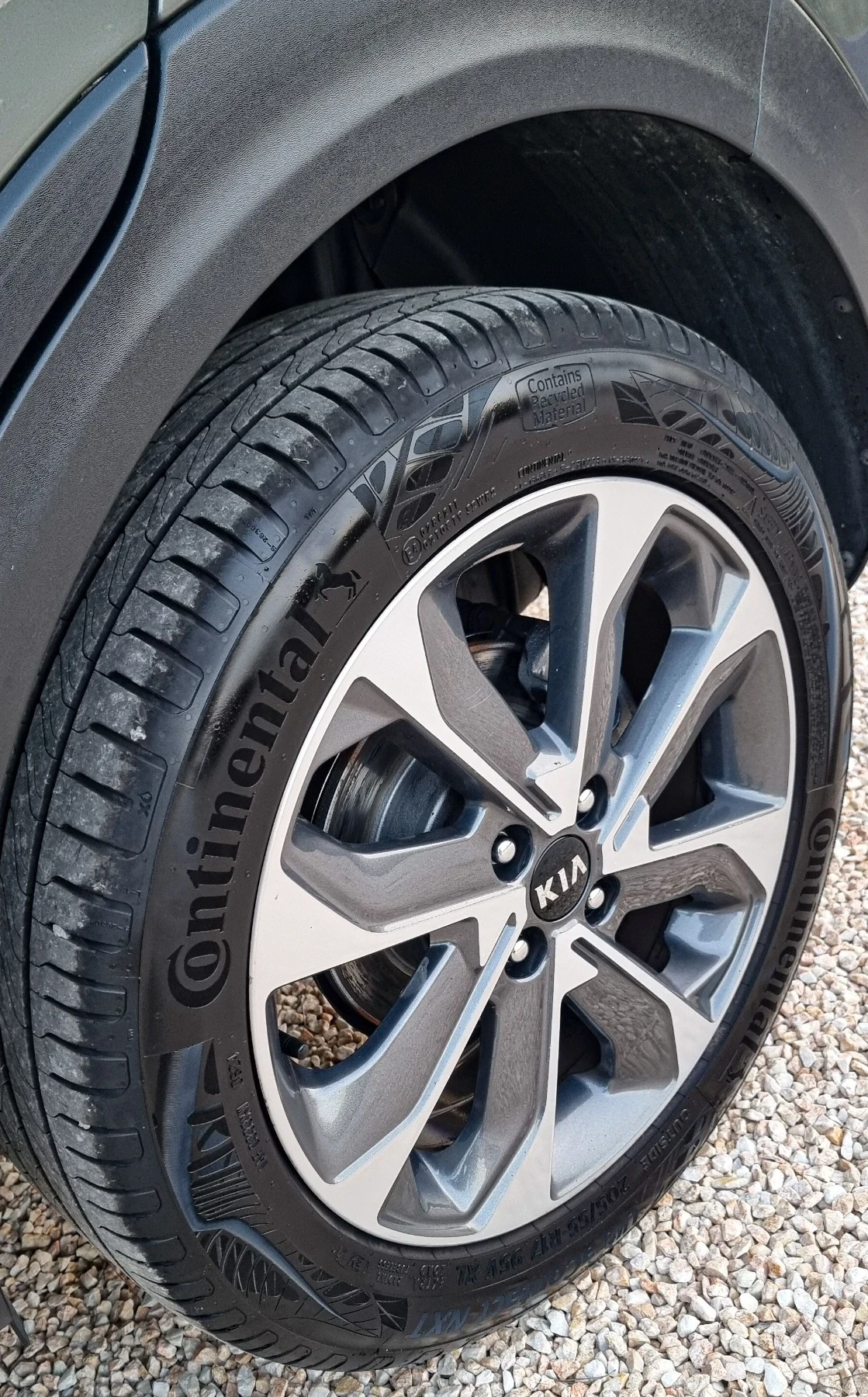 Kia Stonic 1.6CRDI  Active, снимка 11 - Автомобили и джипове - 56144819