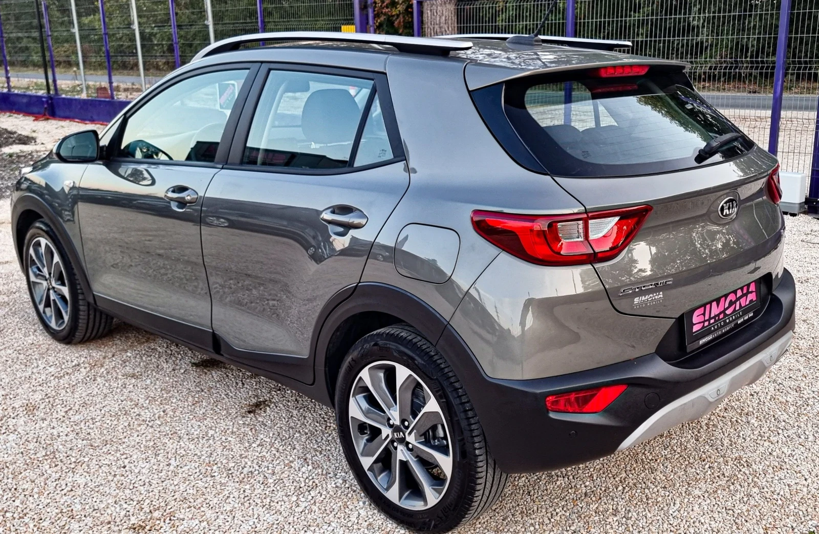 Kia Stonic 1.6CRDI  Active, снимка 4 - Автомобили и джипове - 56144819