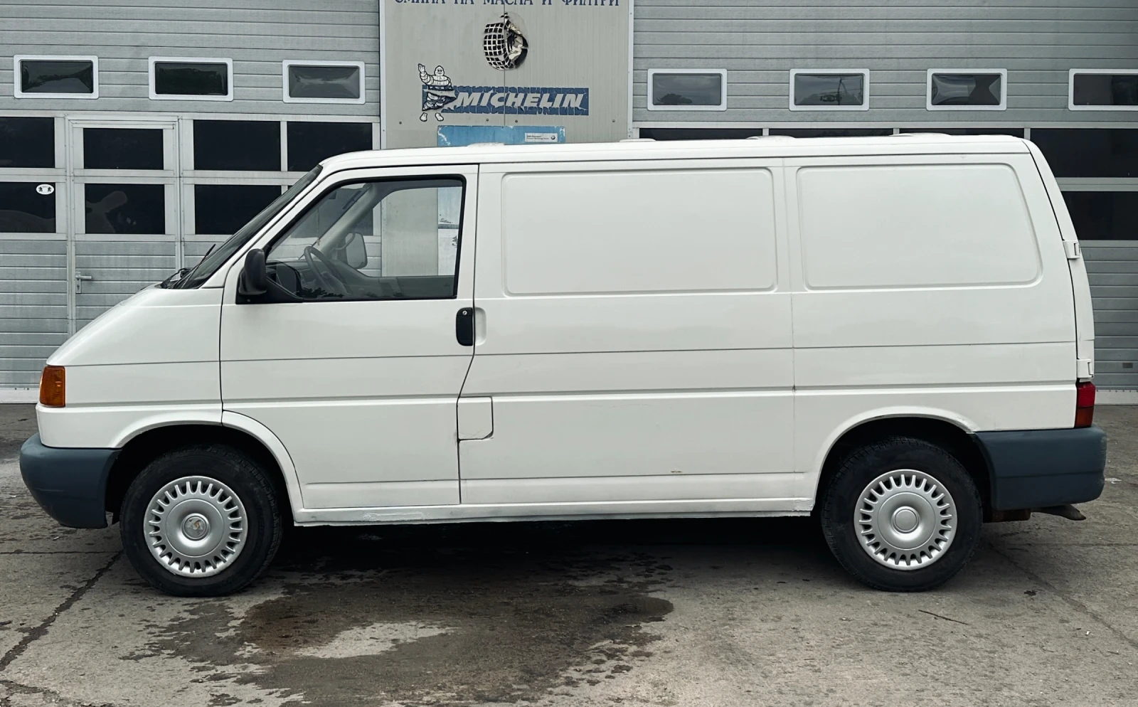 VW T4 2.5TDI, снимка 3 - Бусове и автобуси - 54458094