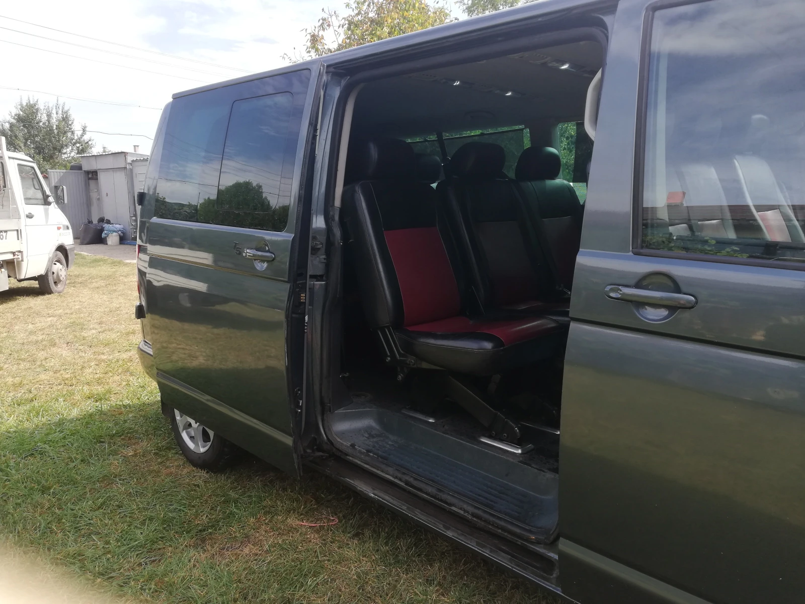 VW T5 Caravelle 2.5 TDI 4x4, снимка 5 - Бусове и автобуси - 54803979