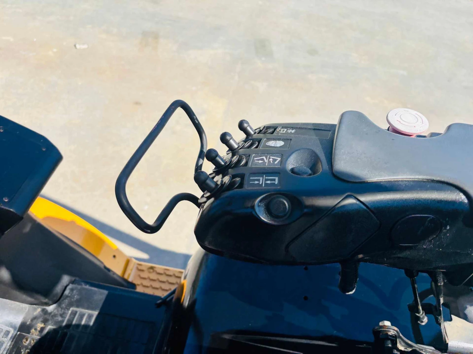 ������� Cat ������� ���������� � ������� ���������� | Mobile.bg � ����������� 8