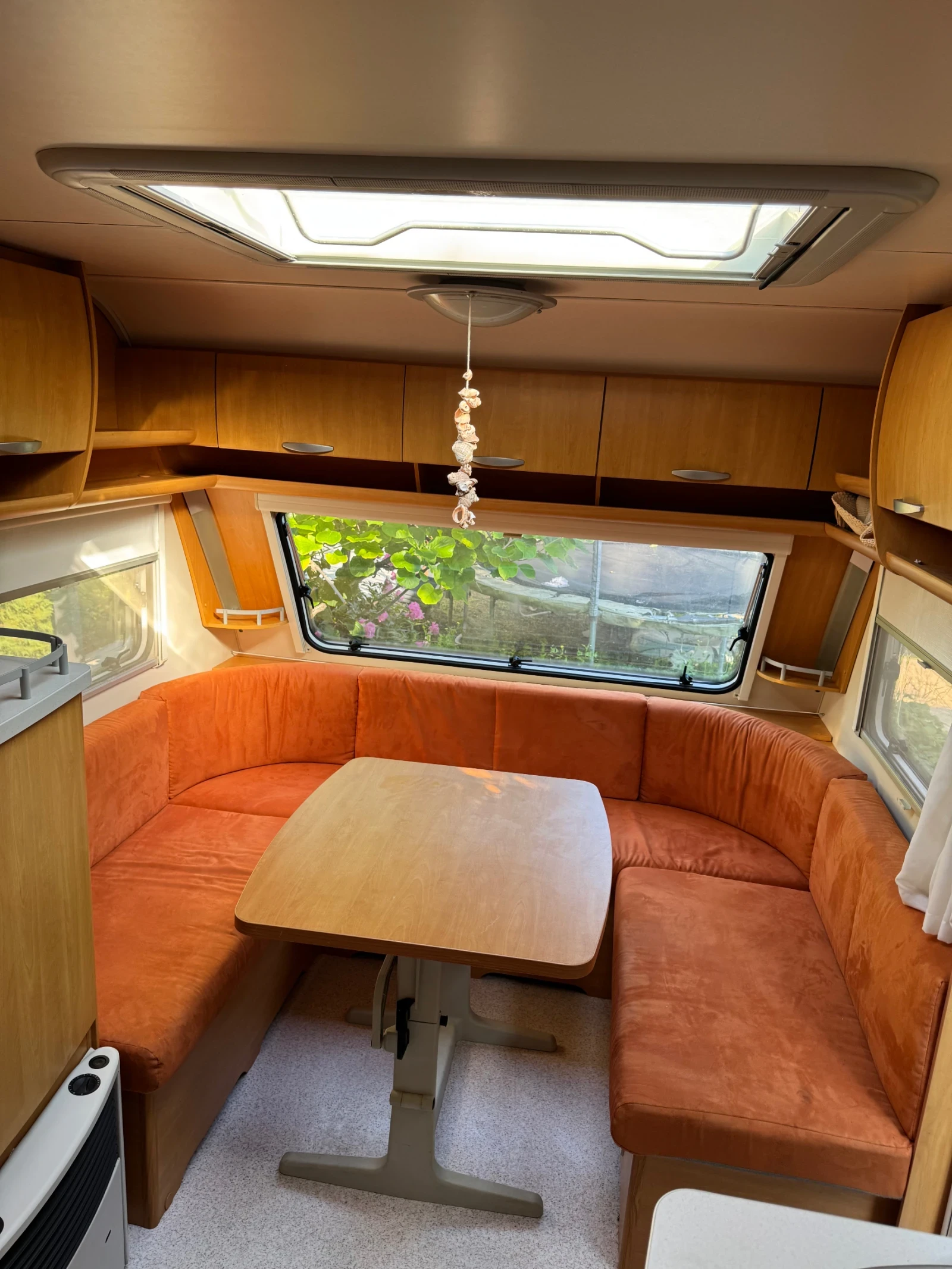  Knaus   520 | Mobile.bg   14