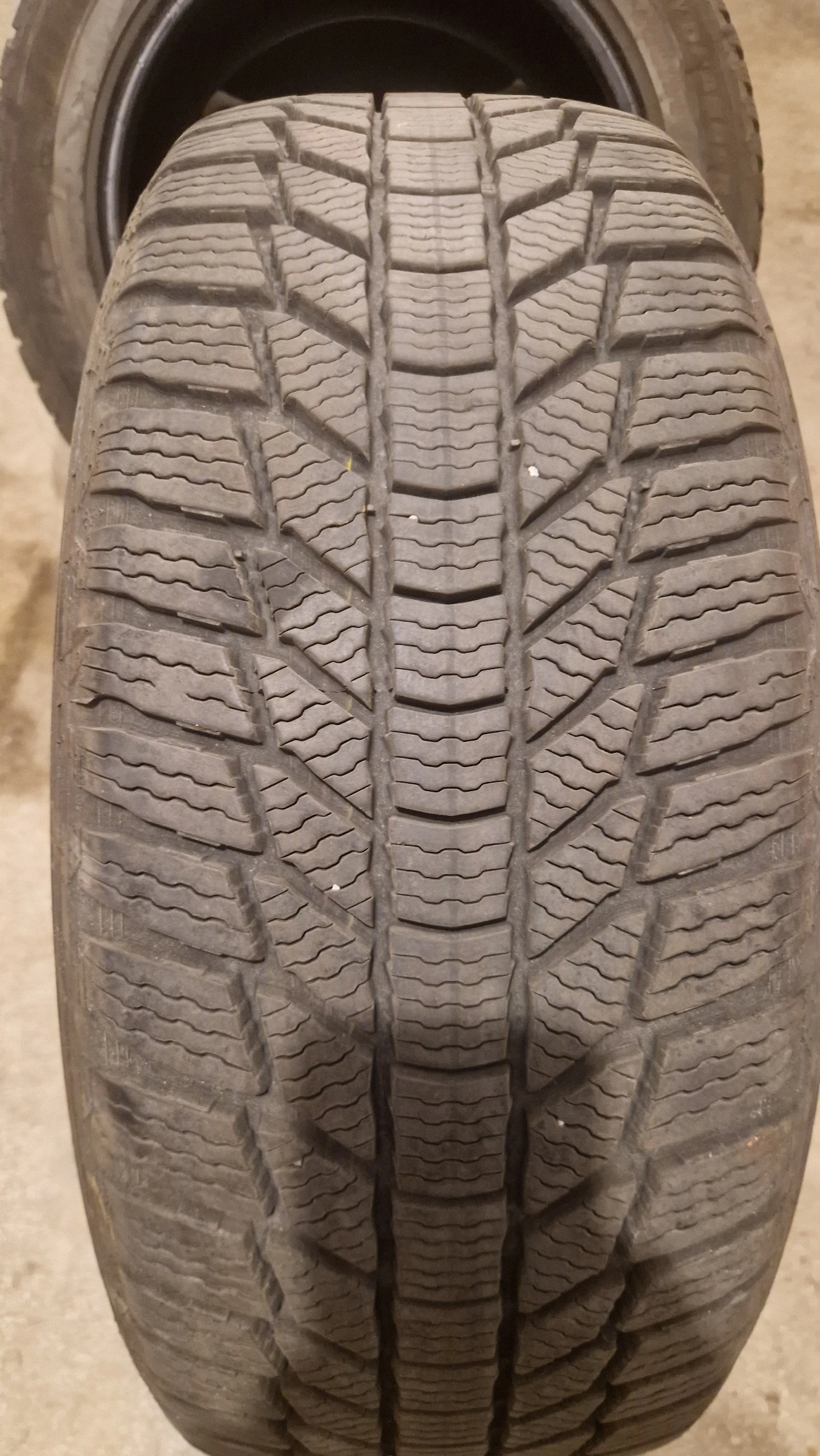 ���� 235/55R18 | Mobile.bg � ����������� 2
