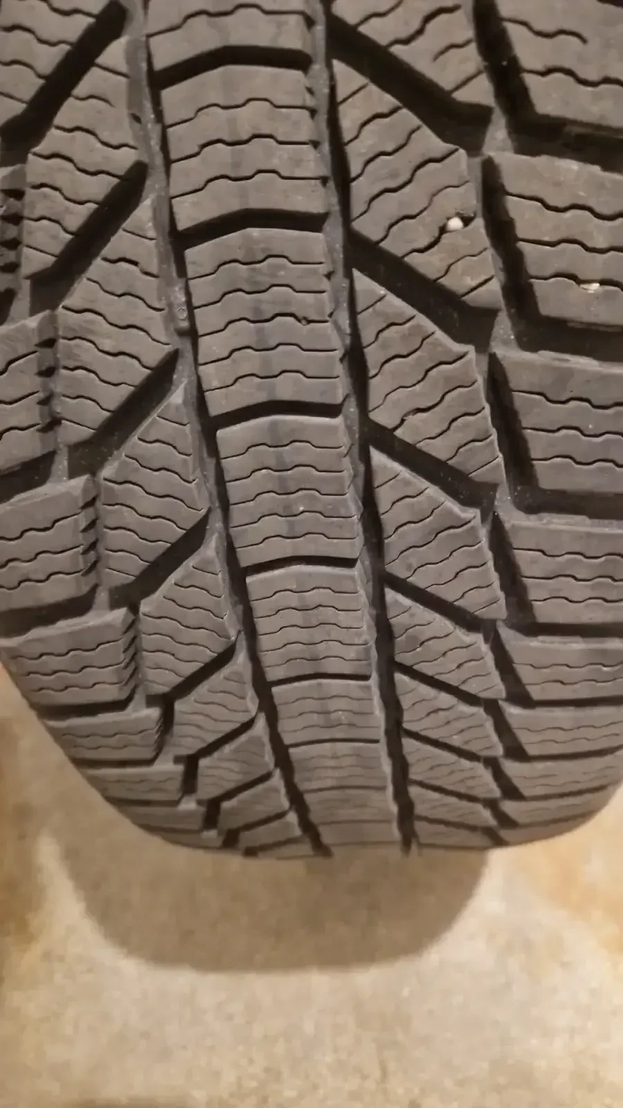 ���� 235/55R18 | Mobile.bg � ����������� 1