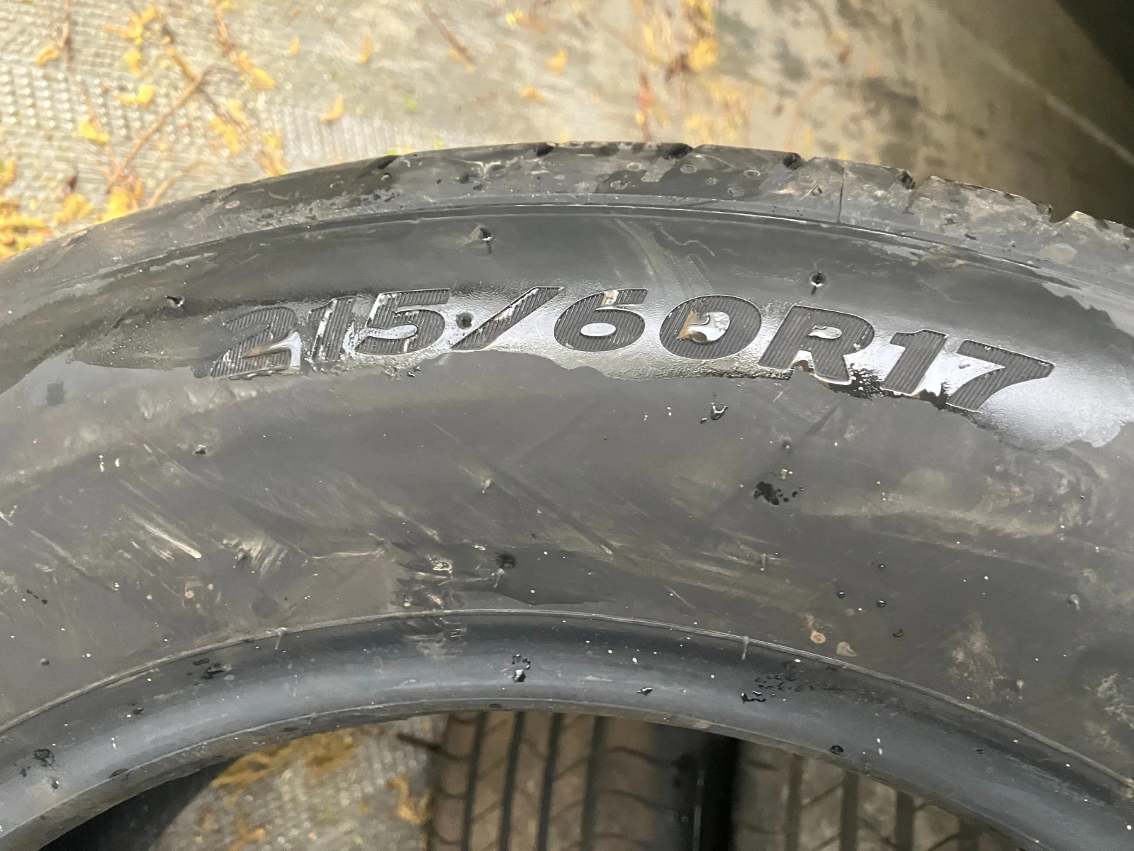 Гуми Летни 215/60R17, снимка 3 - Гуми и джанти - 54229451