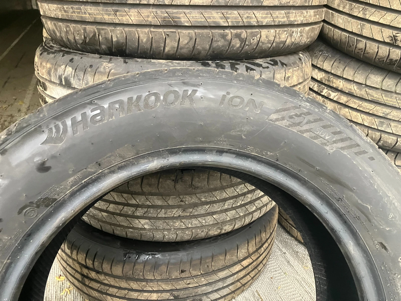 Гуми Летни 215/60R17, снимка 2 - Гуми и джанти - 54229451