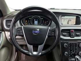 Volvo V40, снимка 13