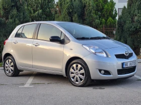 Toyota Yaris 1.3i 100hp * EURO 5 * ИТАЛИЯ * КЛИМАТРОНИК* , снимка 6