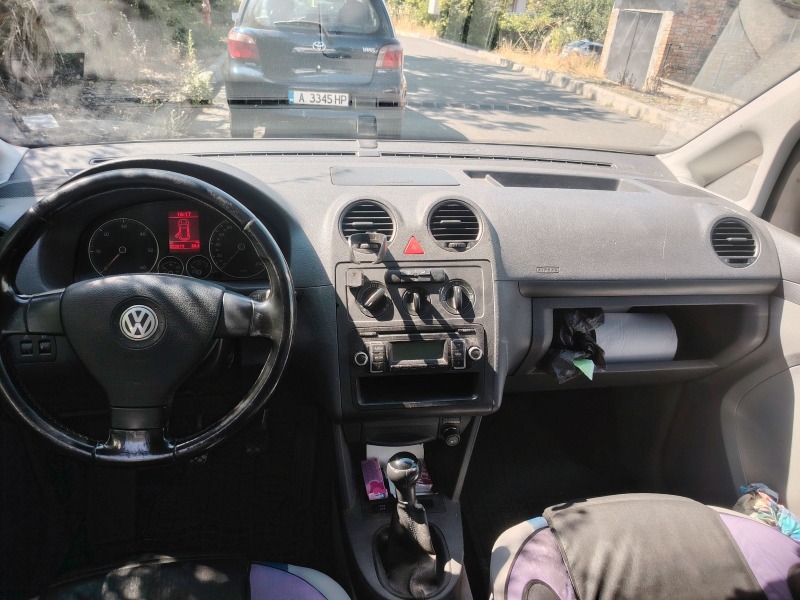 VW Caddy 1.9 tdi, снимка 10 - Автомобили и джипове - 46408956