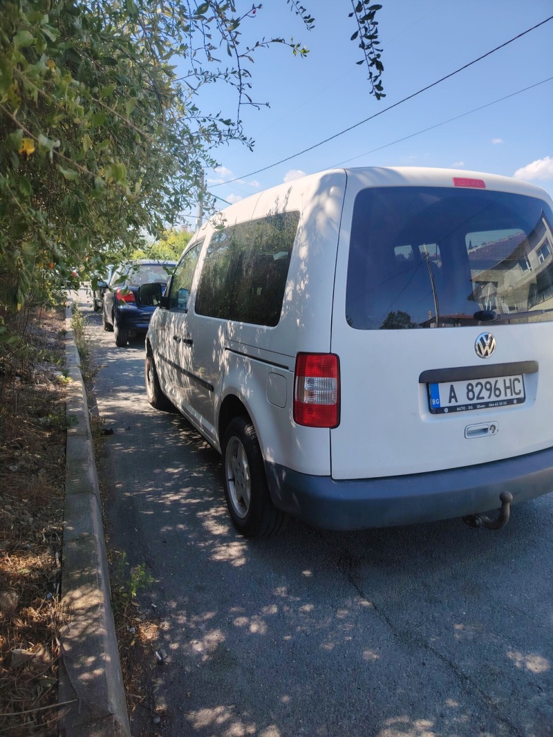 VW Caddy 1.9 tdi, снимка 6 - Автомобили и джипове - 46408956