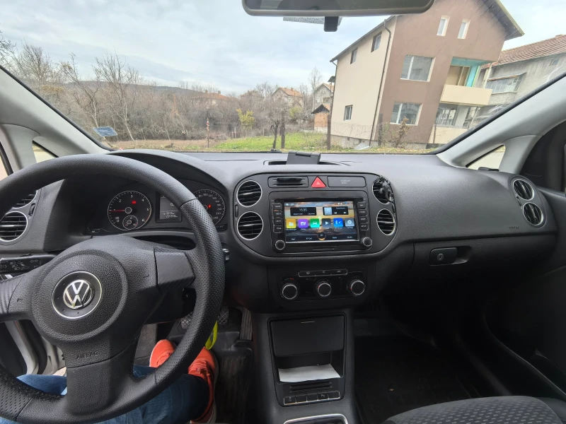 VW Golf Plus 1.6 TDI, снимка 6 - Автомобили и джипове - 48137016