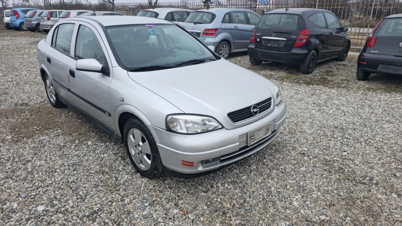 Opel Astra 1.7, снимка 2 - Автомобили и джипове - 49331892