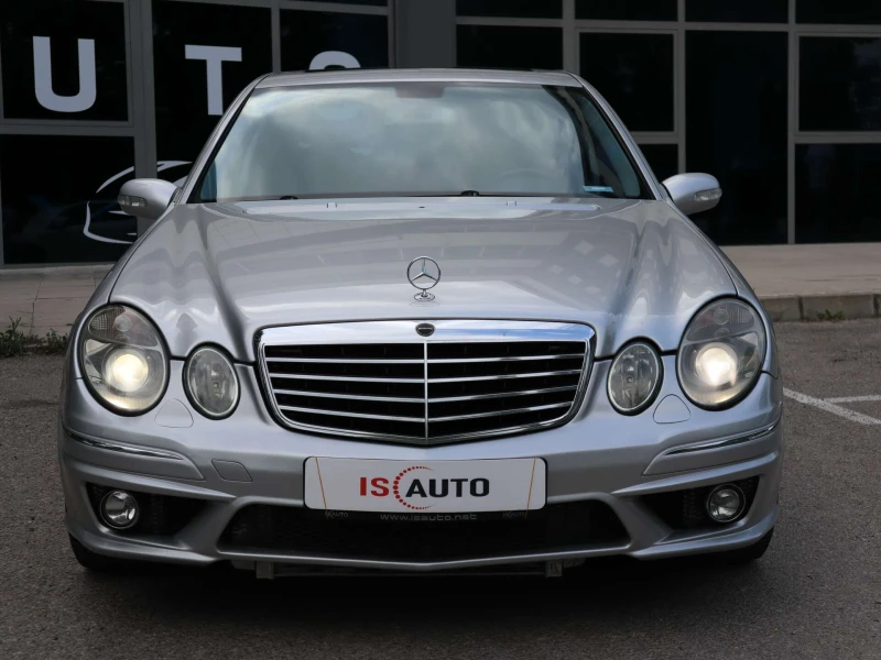 Mercedes-Benz E 55 AMG Harman Kardon/Memory/Navi/BiXenon, снимка 2 - Автомобили и джипове - 50747519