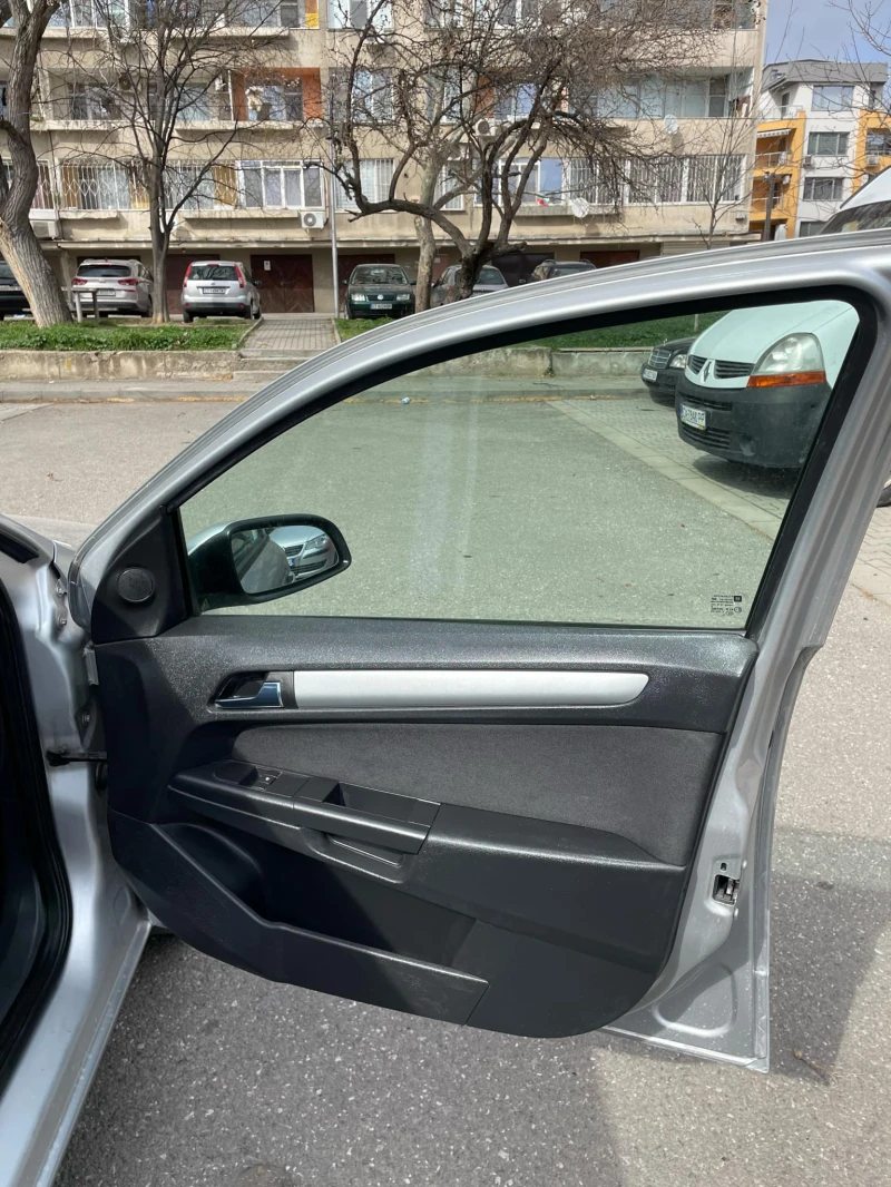 Opel Astra, снимка 7 - Автомобили и джипове - 51463076