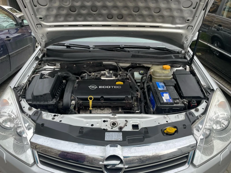 Opel Astra, снимка 6 - Автомобили и джипове - 51463076