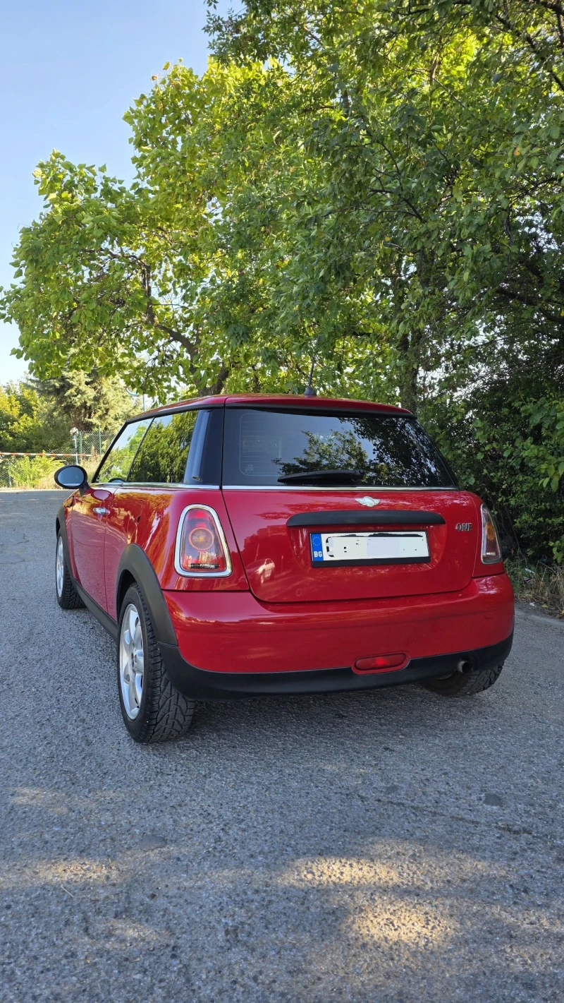 Mini One 1.4i, 94к.с., 6 скорости, снимка 5 - Автомобили и джипове - 52657452