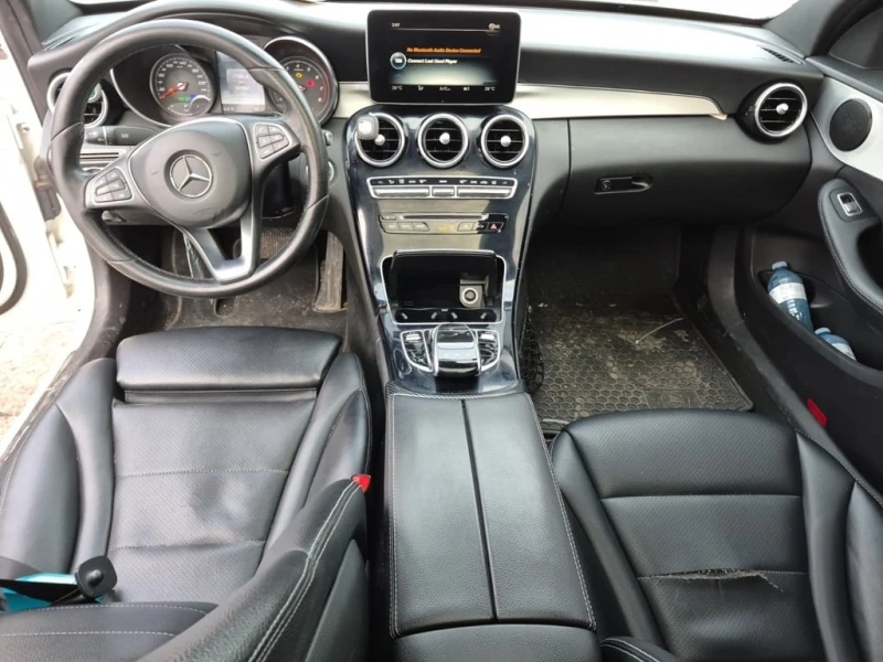 Mercedes-Benz C 300 * CARFAX * БЕЗ ПЪРВОНАЧАЛНА ВНОСКА, снимка 11 - Автомобили и джипове - 52951913