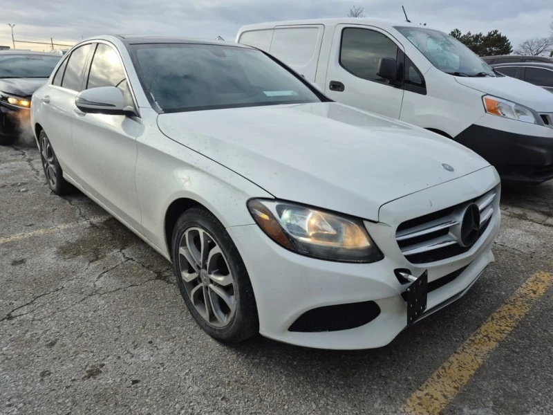 Mercedes-Benz C 300 * CARFAX * БЕЗ ПЪРВОНАЧАЛНА ВНОСКА, снимка 2 - Автомобили и джипове - 52951913