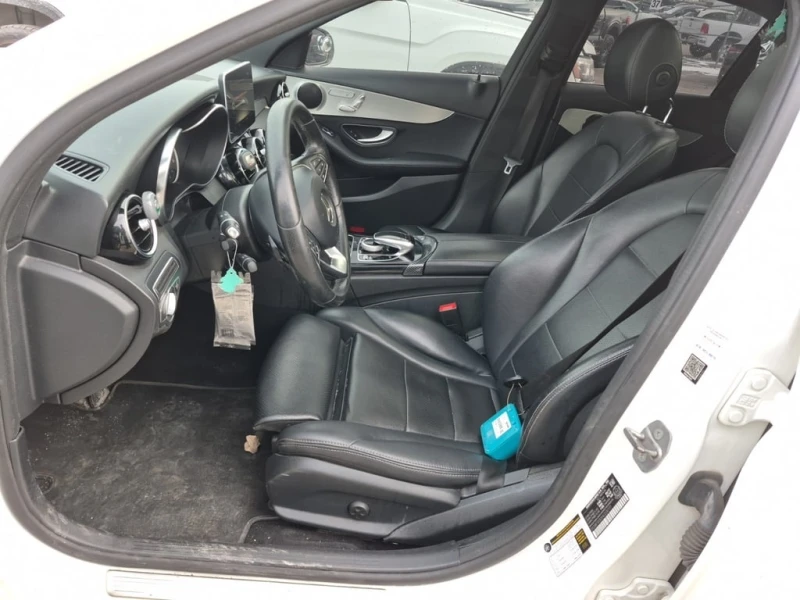 Mercedes-Benz C 300 * CARFAX * БЕЗ ПЪРВОНАЧАЛНА ВНОСКА, снимка 5 - Автомобили и джипове - 52951913