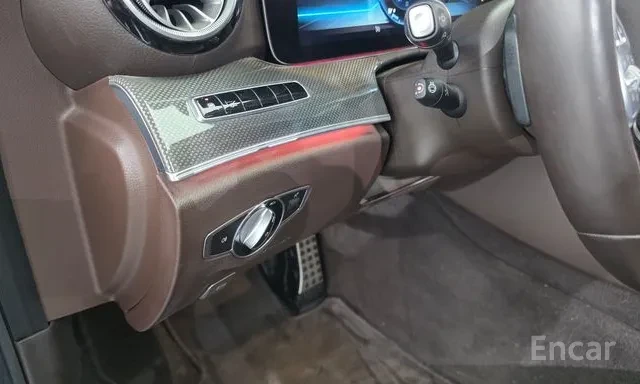 Mercedes-Benz CLS 300 D | AMG LINE | HEAD UP | ШИБИДАХ | BURMESTER | , снимка 11 - Автомобили и джипове - 55630530