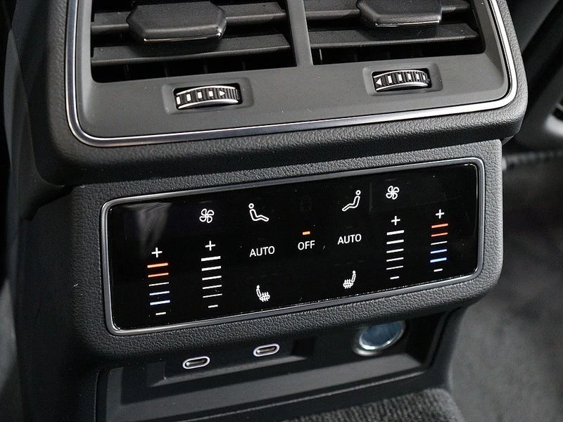 Audi S7 3.0 DMK Automatic, снимка 12 - Автомобили и джипове - 55780025