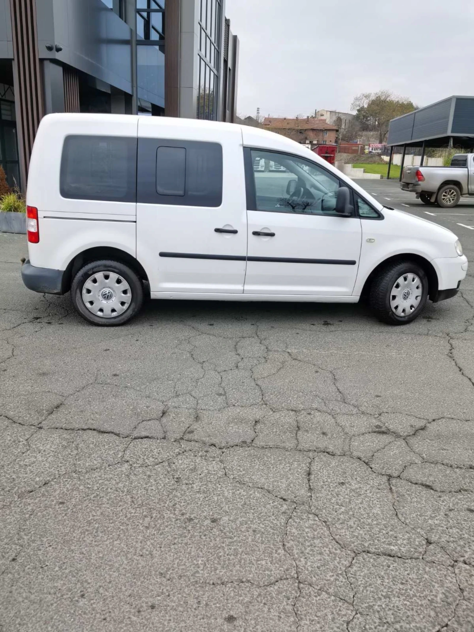 VW Caddy 1.9 tdi, снимка 1