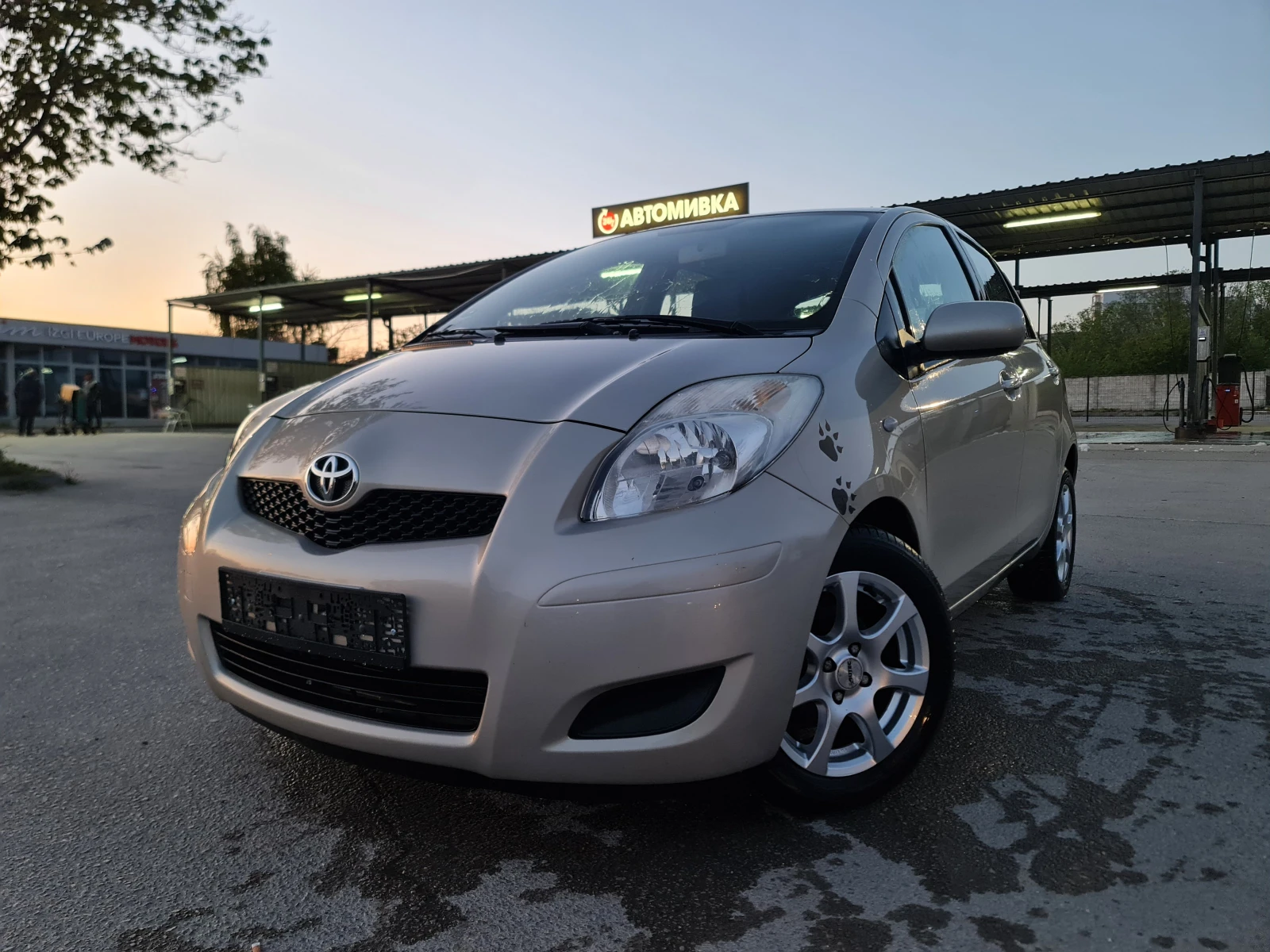 Toyota Yaris УНИКАТ/FACE LIFT - изображение 3