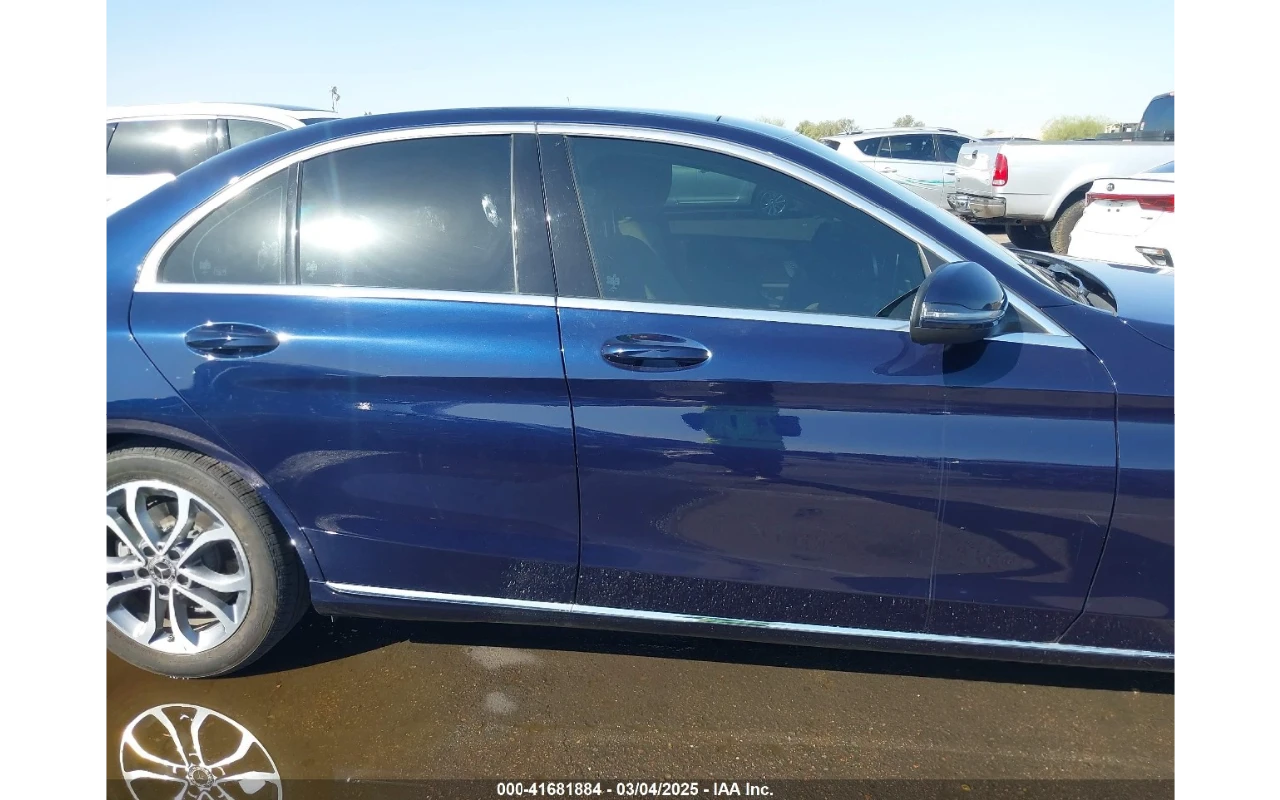 Mercedes-Benz C 300 2.0L * RWD * ЛИЗИНГ - изображение 9