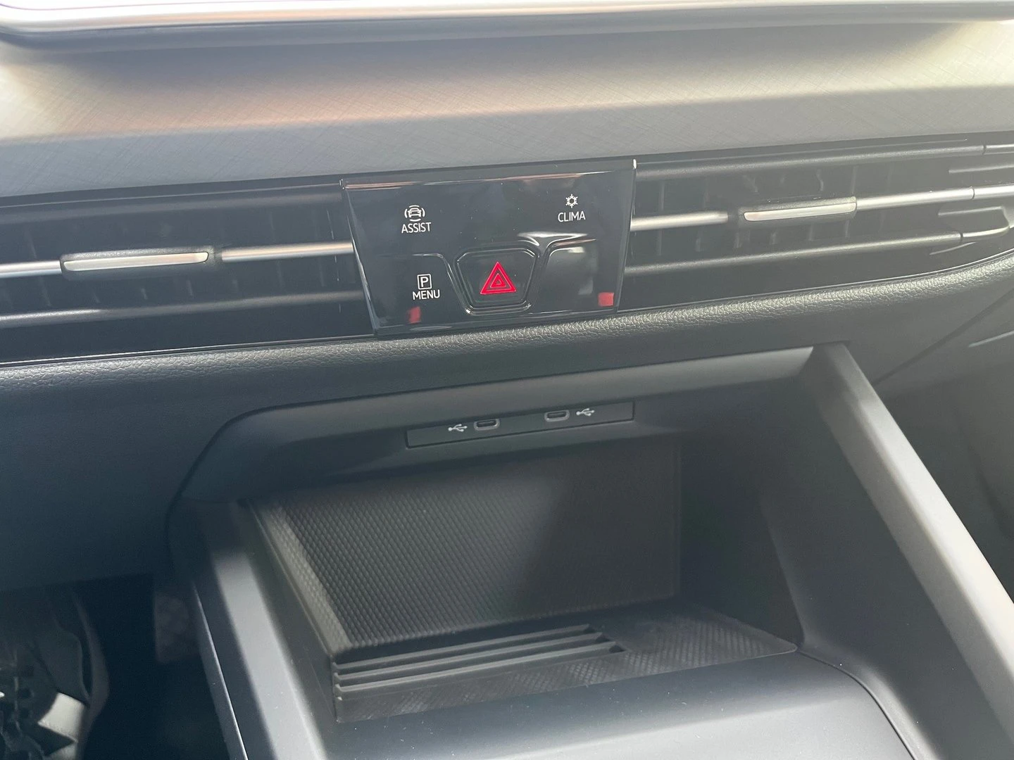 VW Golf Variant 8 Life PLUS 2.0 TDI SCR | Mobile.bg � ����������� 17