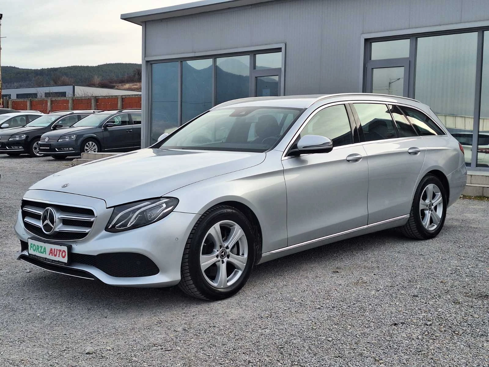 Mercedes-Benz E 220 CDI-4 MATIC-2018г