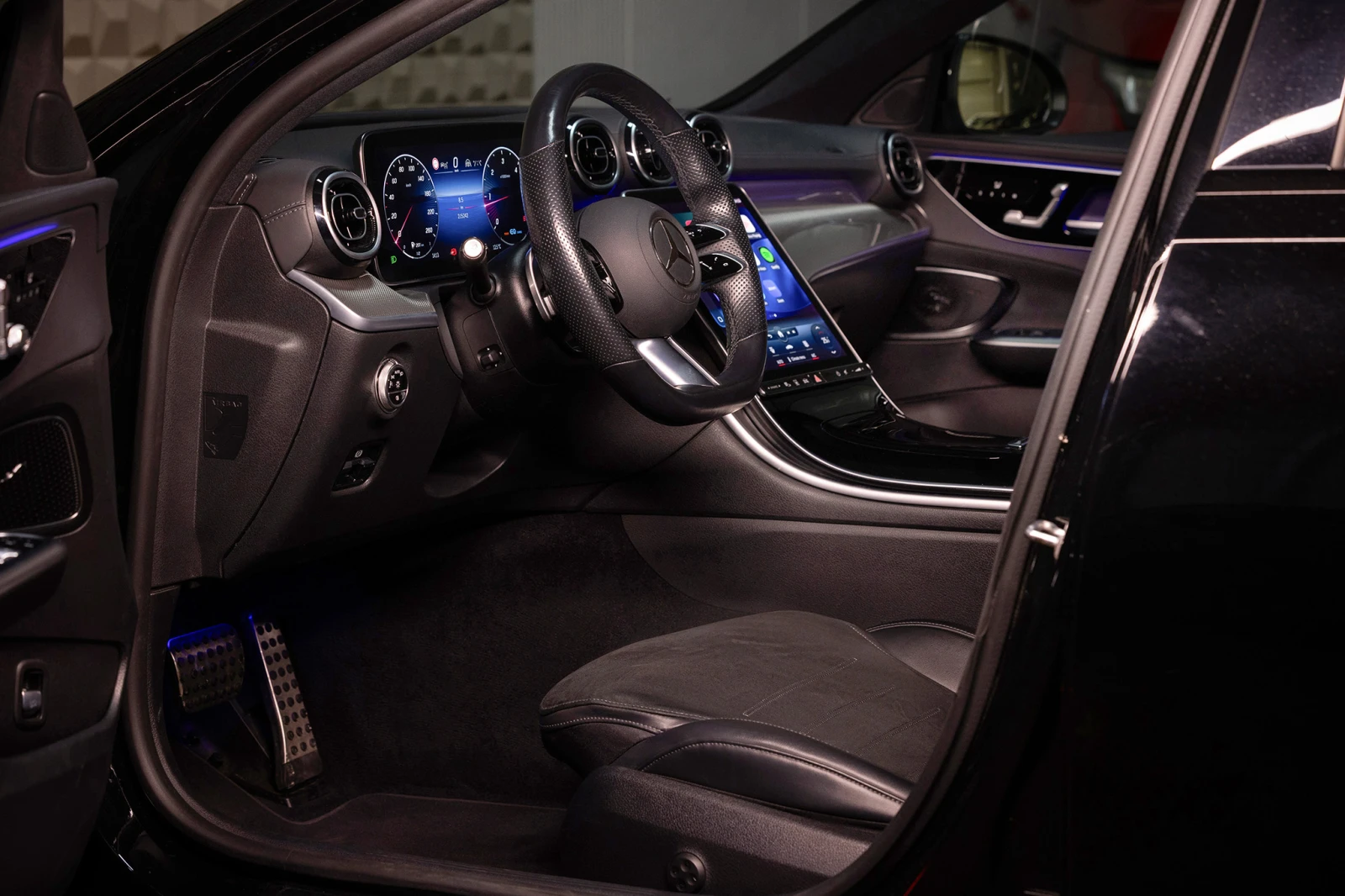 Mercedes-Benz C 300 d AMG Line* EQ Boost 9G-tronic* Apple CarPlay, снимка 7 - Автомобили и джипове - 53801448