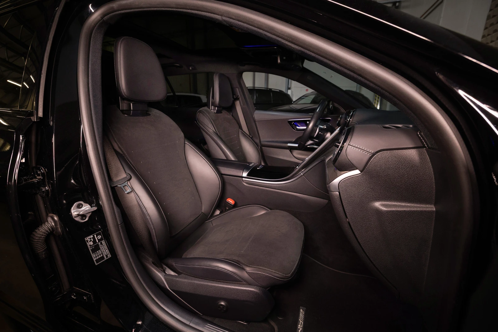 Mercedes-Benz C 300 d AMG Line* EQ Boost 9G-tronic* Apple CarPlay, снимка 10 - Автомобили и джипове - 53801448