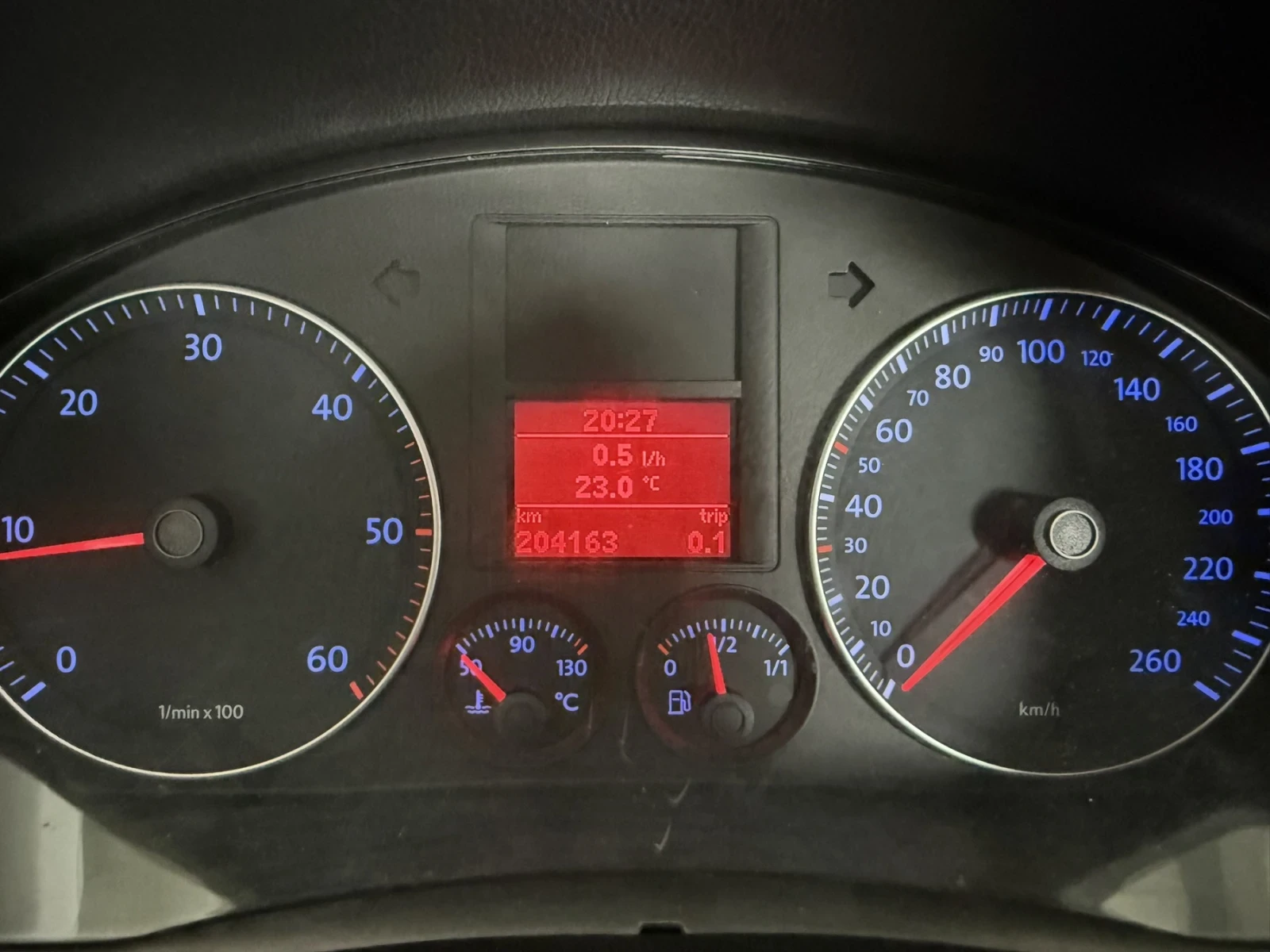 VW Golf 1.9TDI, снимка 16 - Автомобили и джипове - 54336308