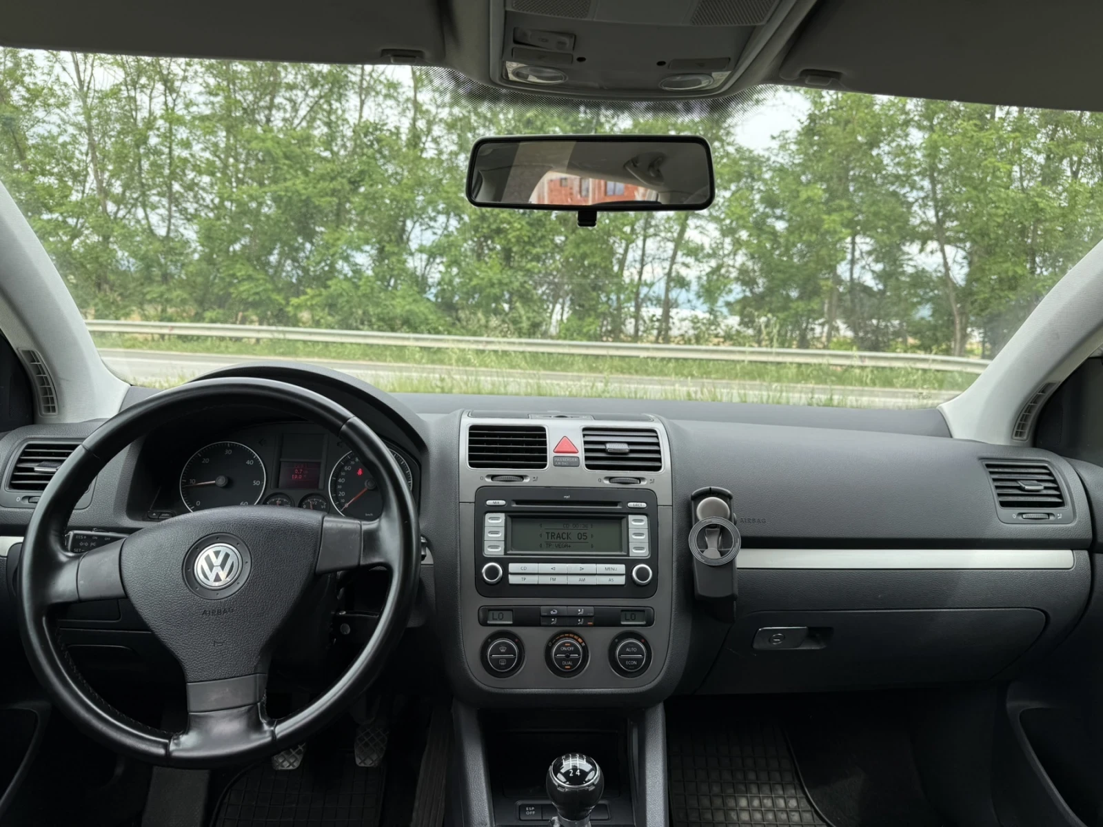 VW Golf 1.9TDI, снимка 14 - Автомобили и джипове - 54336308