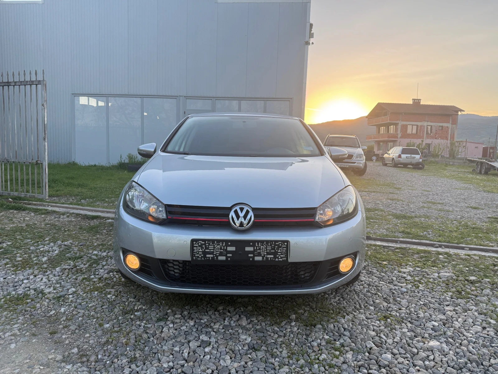 VW Golf TDI Топ парктроник, снимка 3 - Автомобили и джипове - 54336308