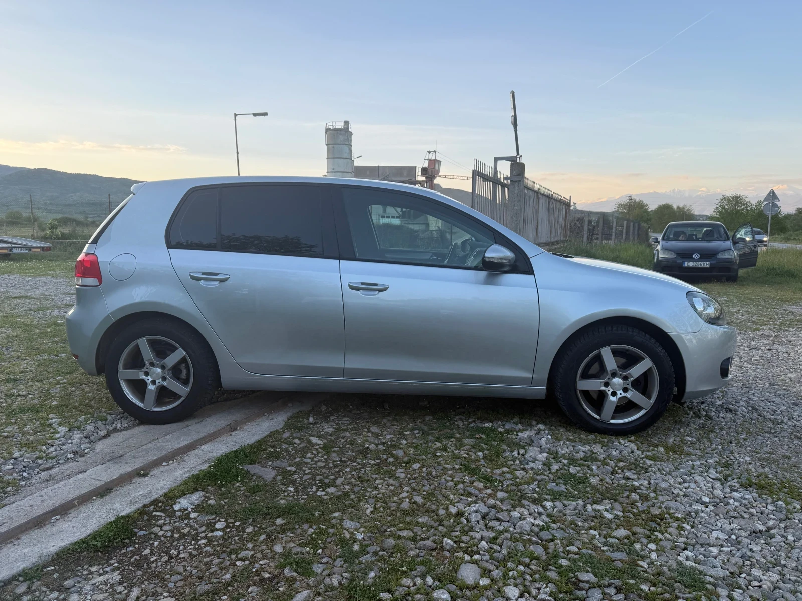 VW Golf TDI Топ парктроник, снимка 8 - Автомобили и джипове - 54336308