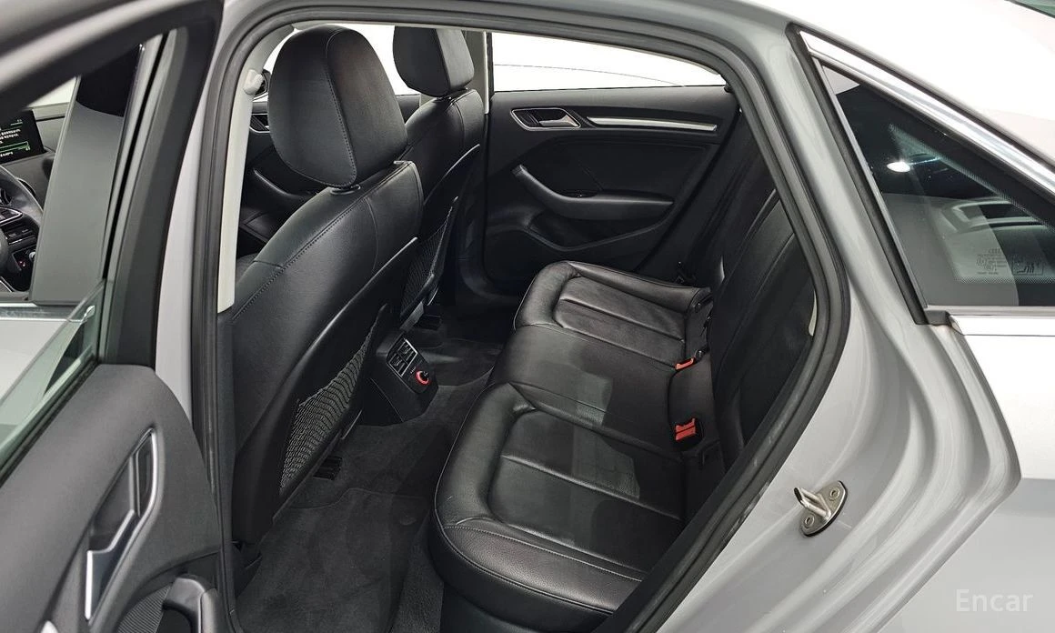 Audi A3, снимка 11 - Автомобили и джипове - 54459636