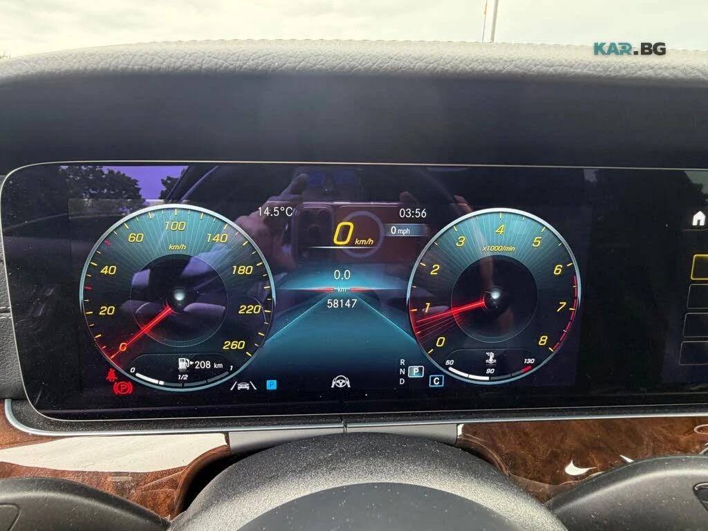 Mercedes-Benz E 350  Pano * АвтоКредит * (ЦЕНА ДО БГ), снимка 14 - Автомобили и джипове - 55104878
