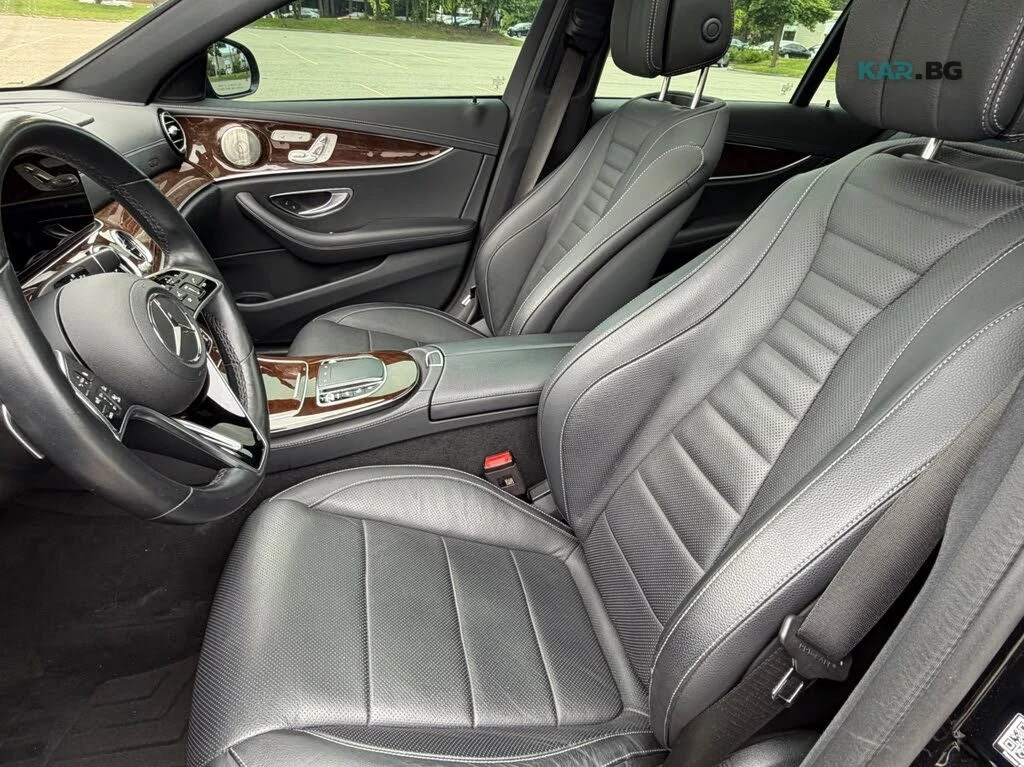 Mercedes-Benz E 350  Pano * АвтоКредит * (ЦЕНА ДО БГ), снимка 17 - Автомобили и джипове - 55104878