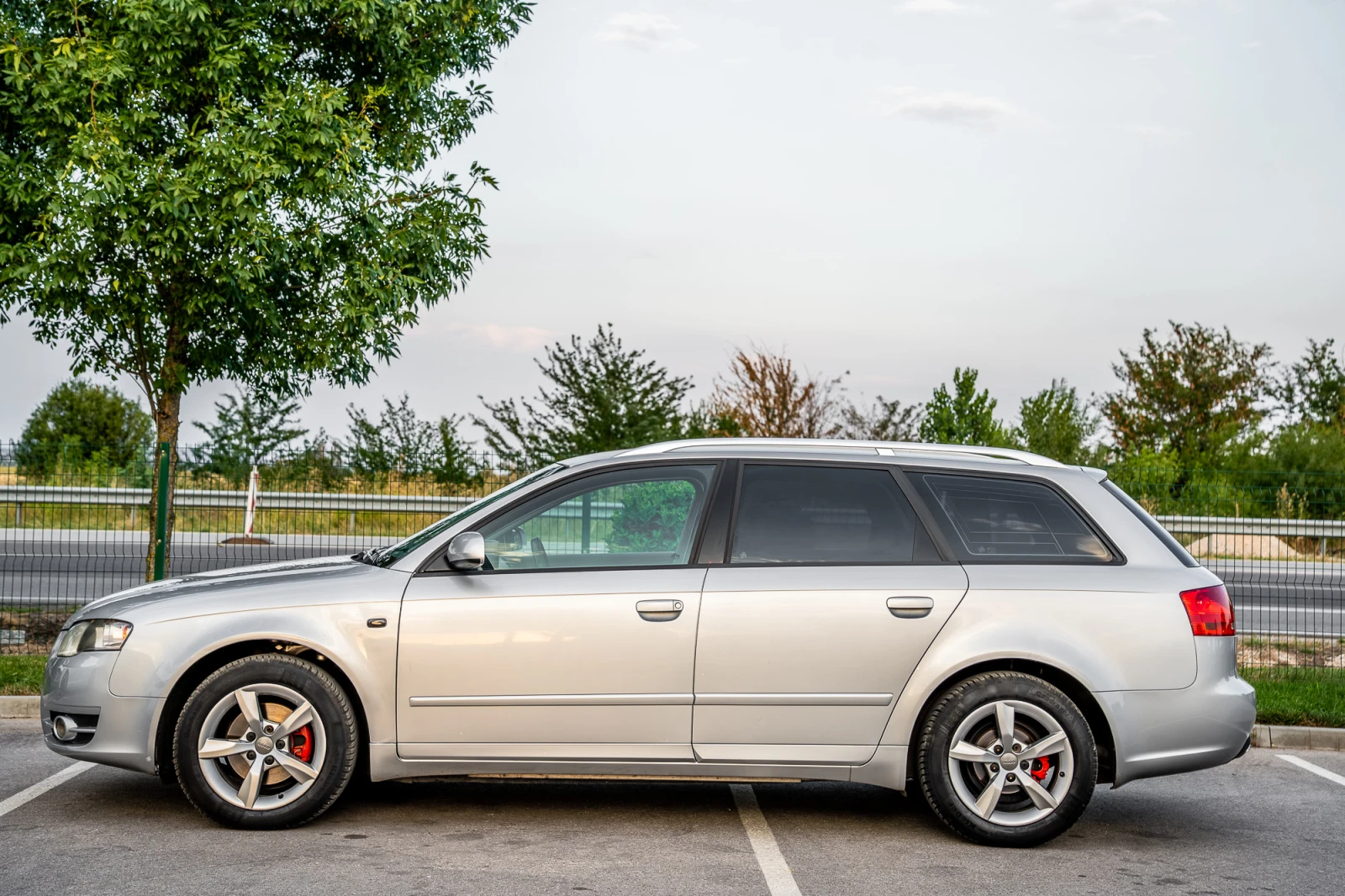 Audi A4, снимка 3 - Автомобили и джипове - 55695946