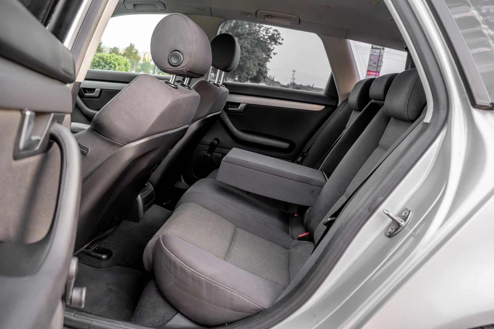 Audi A4, снимка 9 - Автомобили и джипове - 55695946